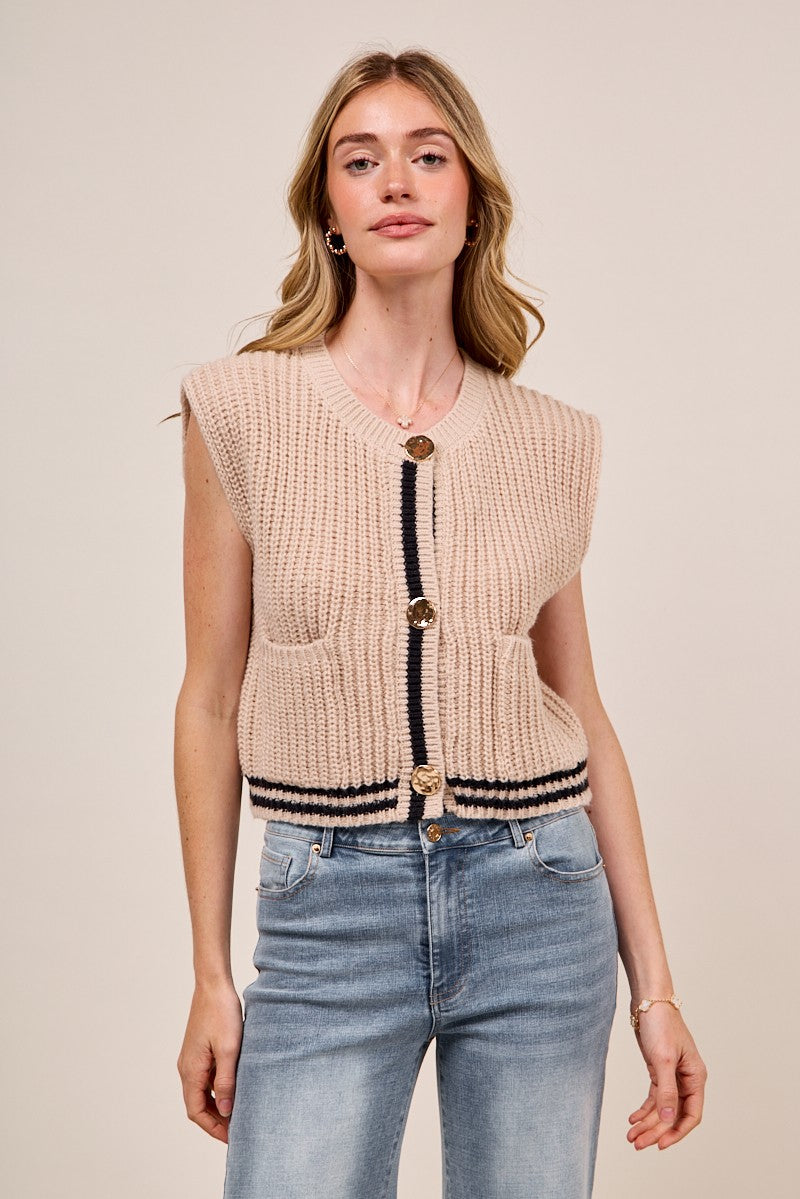 7334eb964ab945eead9b05f8c9af11c3-Max